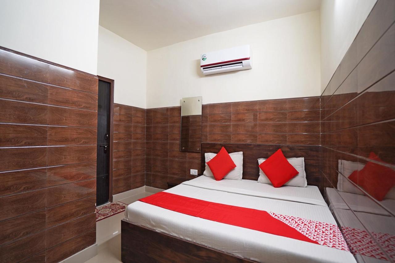 Hotel O Shri Sai Guest House Delhi  Exterior foto