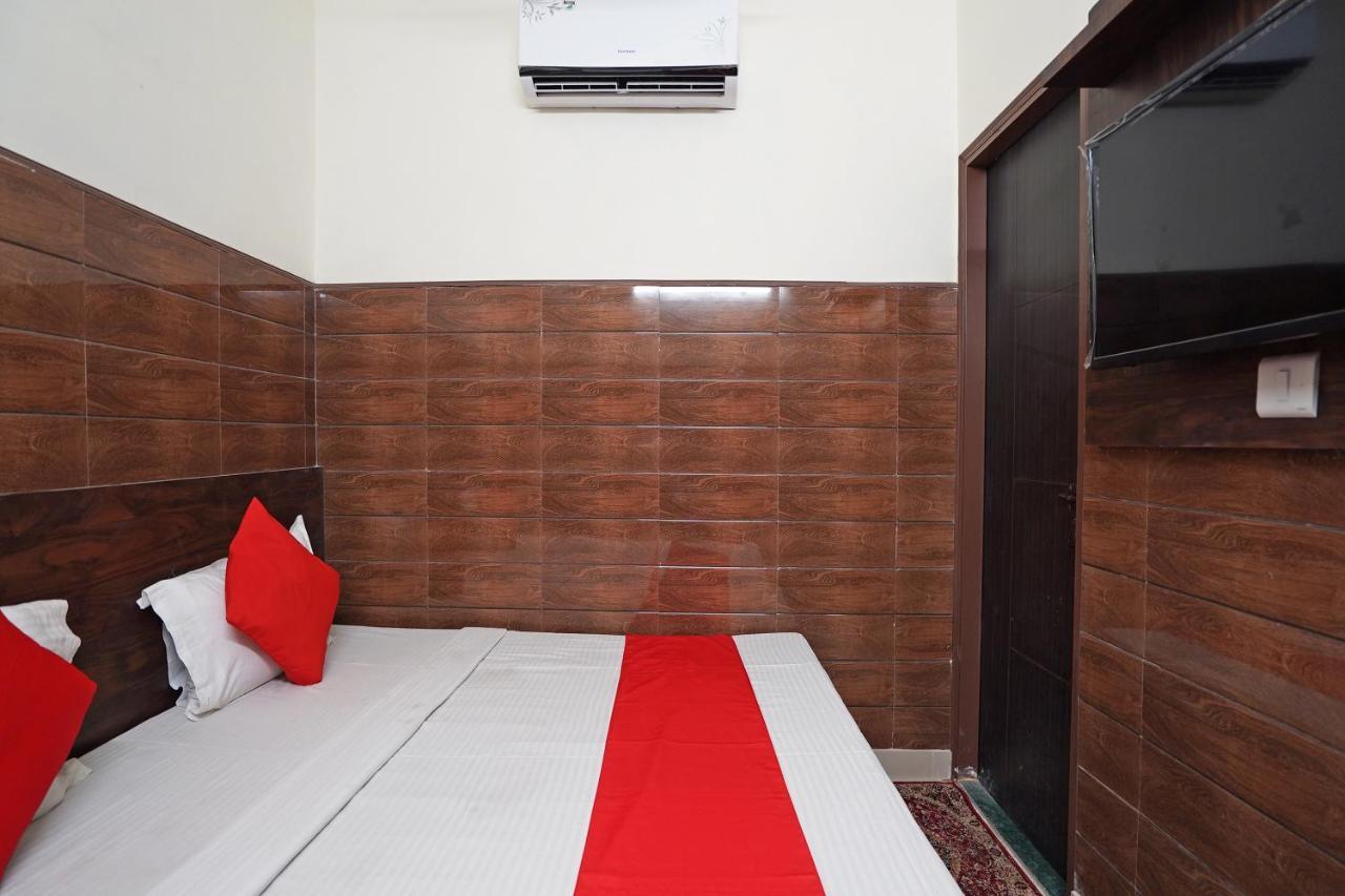 Hotel O Shri Sai Guest House Delhi  Exterior foto