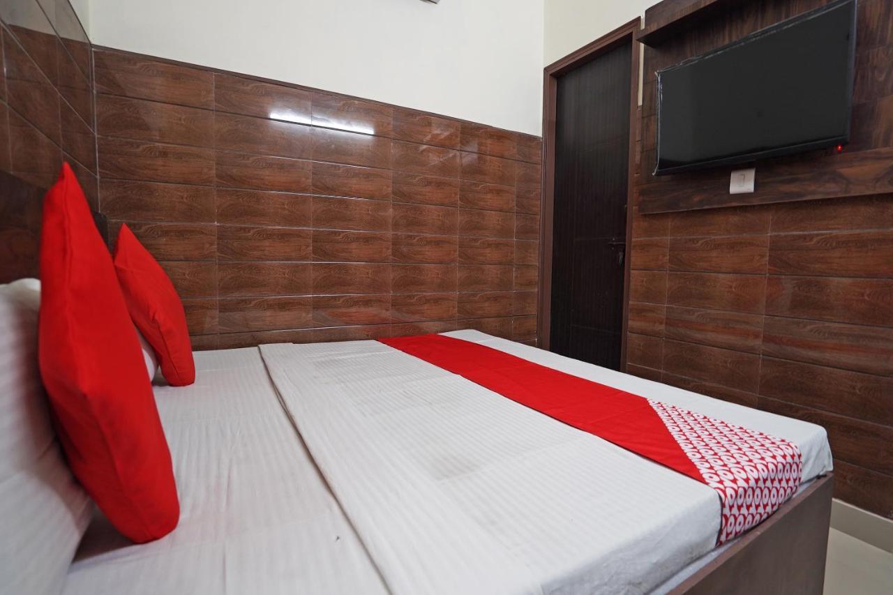 Hotel O Shri Sai Guest House Delhi  Exterior foto