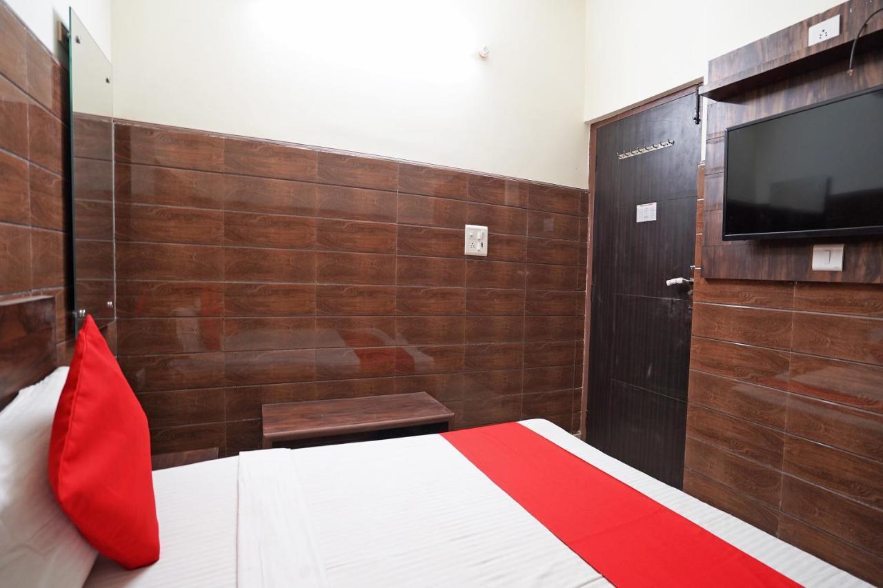 Hotel O Shri Sai Guest House Delhi  Exterior foto